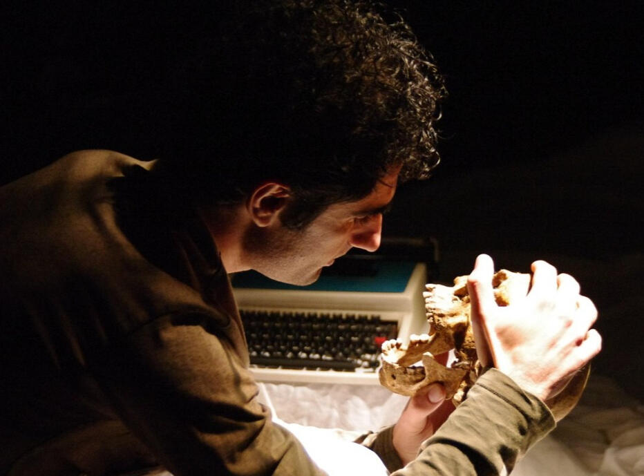 A performance installation, by Klod Dedja. International POETEKA Festival, Metropol Theater, Tirana–Albania.